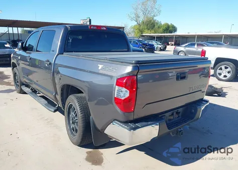 2017 Toyota Tundra Sr5 5.7L V8 z USA, uszkodzony, nr VIN 5TFEW5F15HX215006